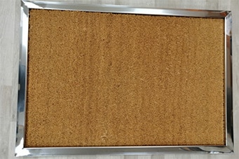 Felpudo con marco de acero